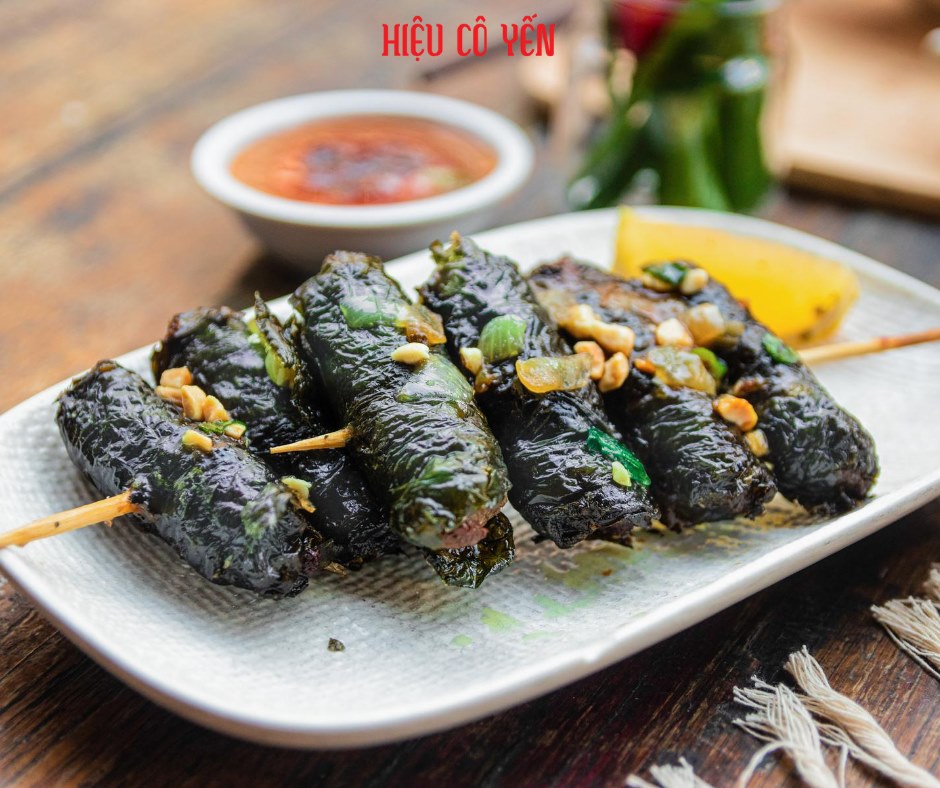 BEEF IN BETEL LEAF (Bò Lá Lốt): Aromatic Vietnamese Skewers | Fresh & Flavourful